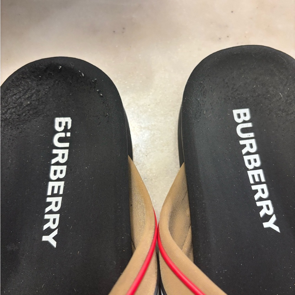Burberry Men’s 3D Icon Stripe Thong Sandal - Picture 8 of 12